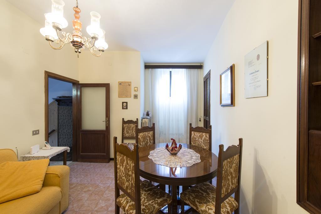 Casa Venturi Villa Gubbio Bilik gambar